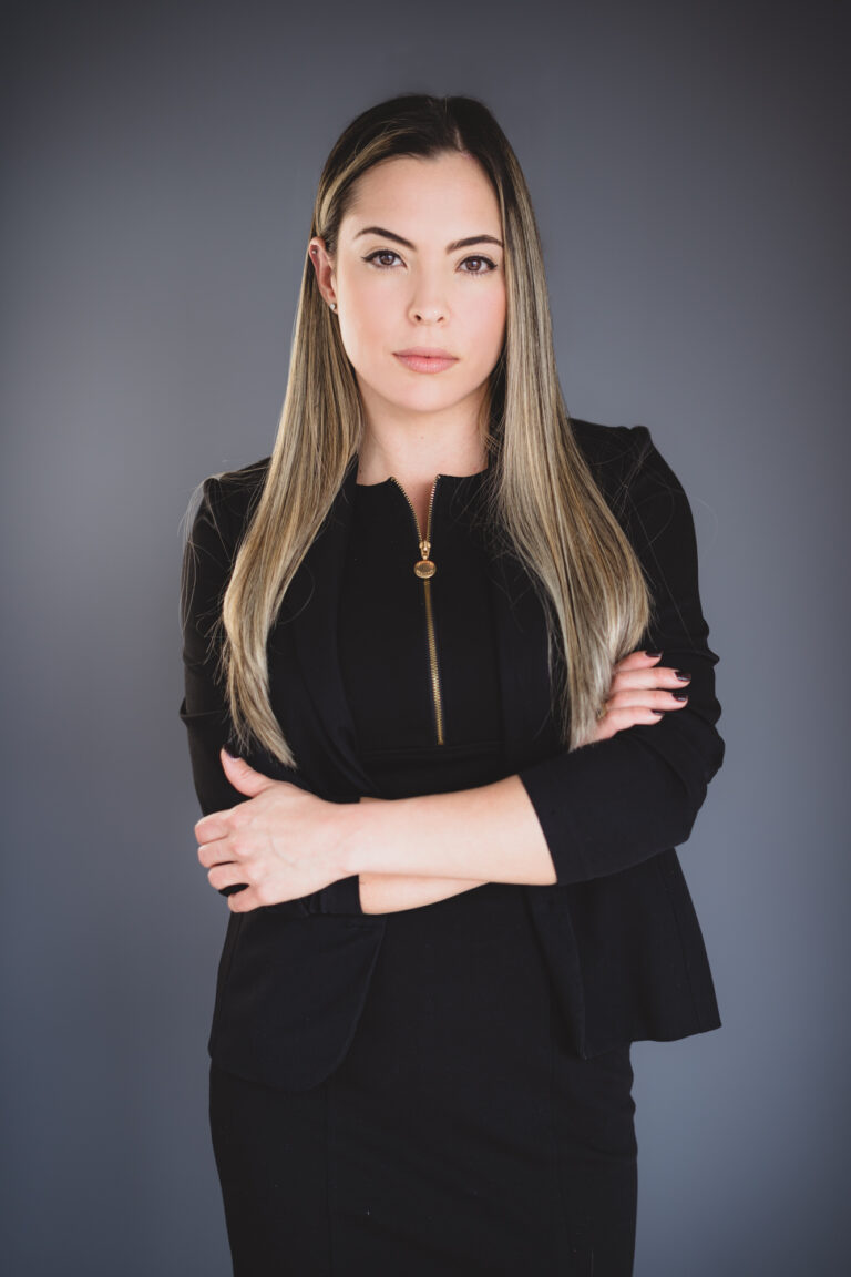 Abg. Karla Puerta Granada